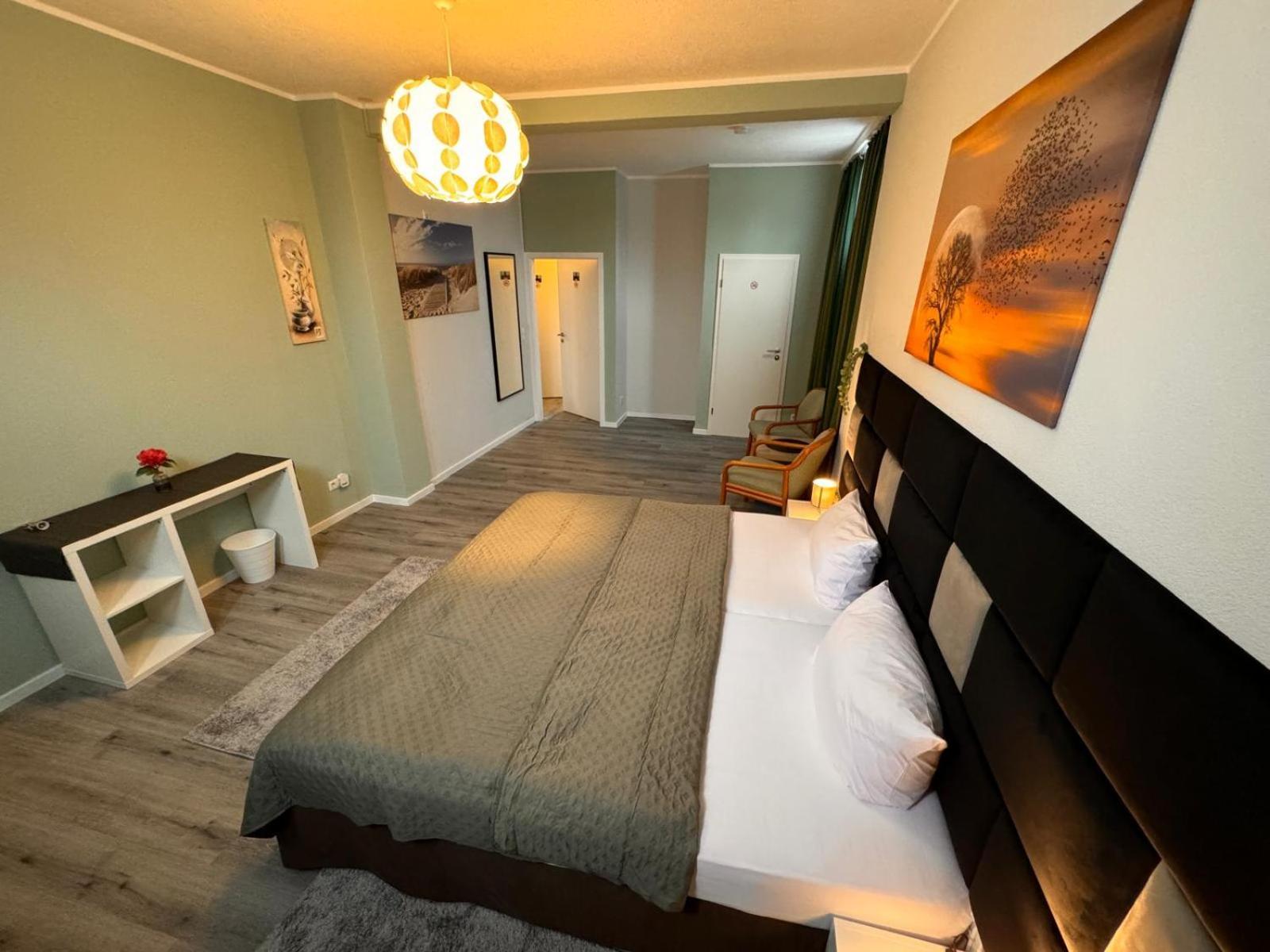 F-F Haus Monteuren Unterkunft Neuhausen auf den Fildern Экстерьер фото