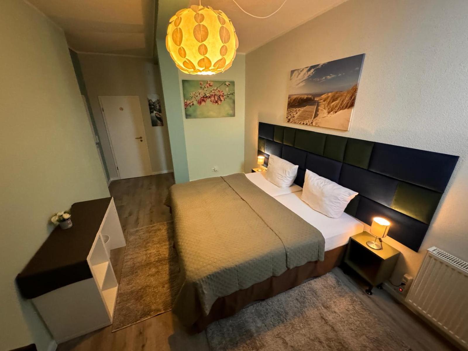 F-F Haus Monteuren Unterkunft Neuhausen auf den Fildern Экстерьер фото